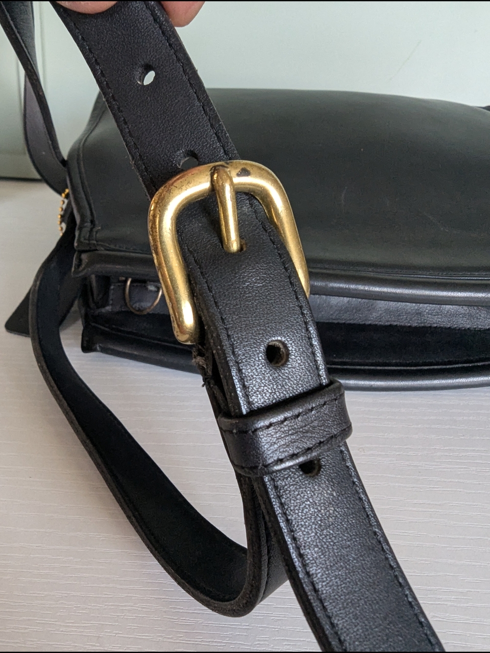 vintage Coach Devon Bag (Style #9908) from the 1990s, made of black glovetanned - Picture 10 of 14